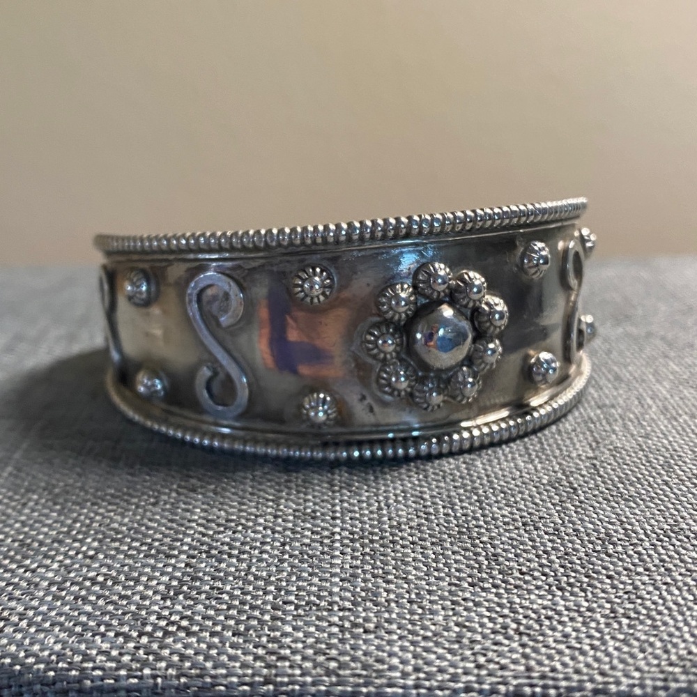 Vintage Wide 925 Sterling Silver Decorated Cuff Bracelet